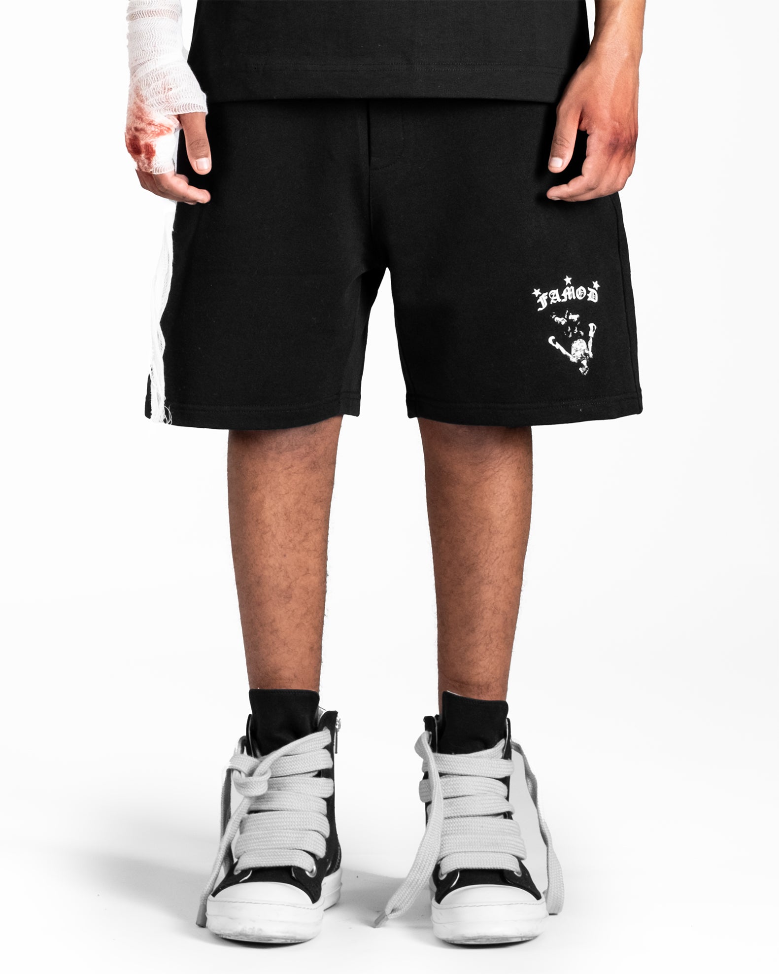 NEVERDOWN Shorts