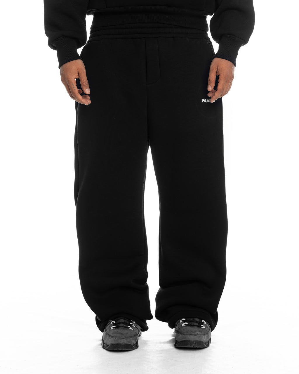TRACKSUIT BLACK