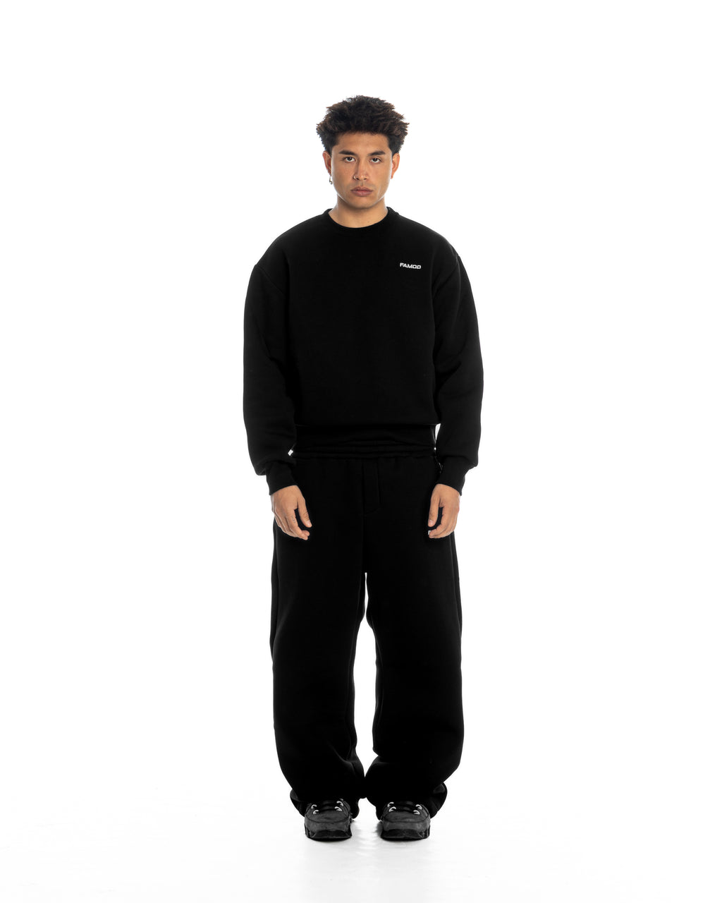 TRACKSUIT BLACK